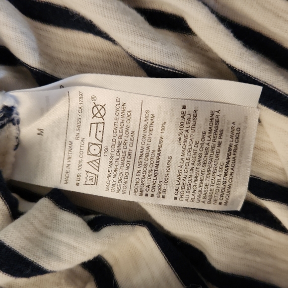 Maternity striped t-shirt with twist detail, size medium - Picture 4 of 5